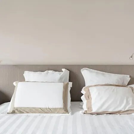 Διαμέρισμα Resplendent Haussmann Design 100m2 - 2 Br *