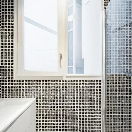 Resplendent Haussmann Design 100m2 - 2 Br شقة