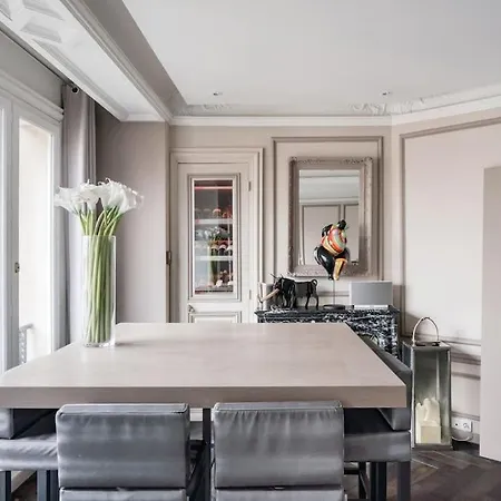 Διαμέρισμα Resplendent Haussmann Design 100m2 - 2 Br