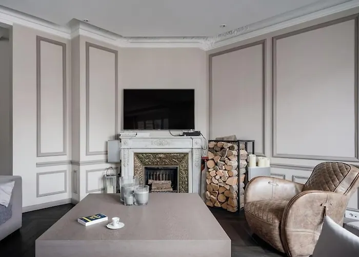 Resplendent Haussmann Design 100m2 - 2 Br דירה פריז