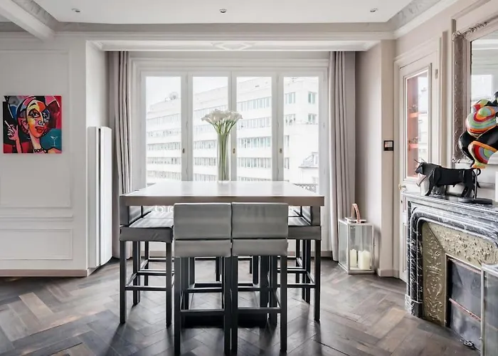 Resplendent Haussmann Design 100m2 - 2 Br 아파트 파리